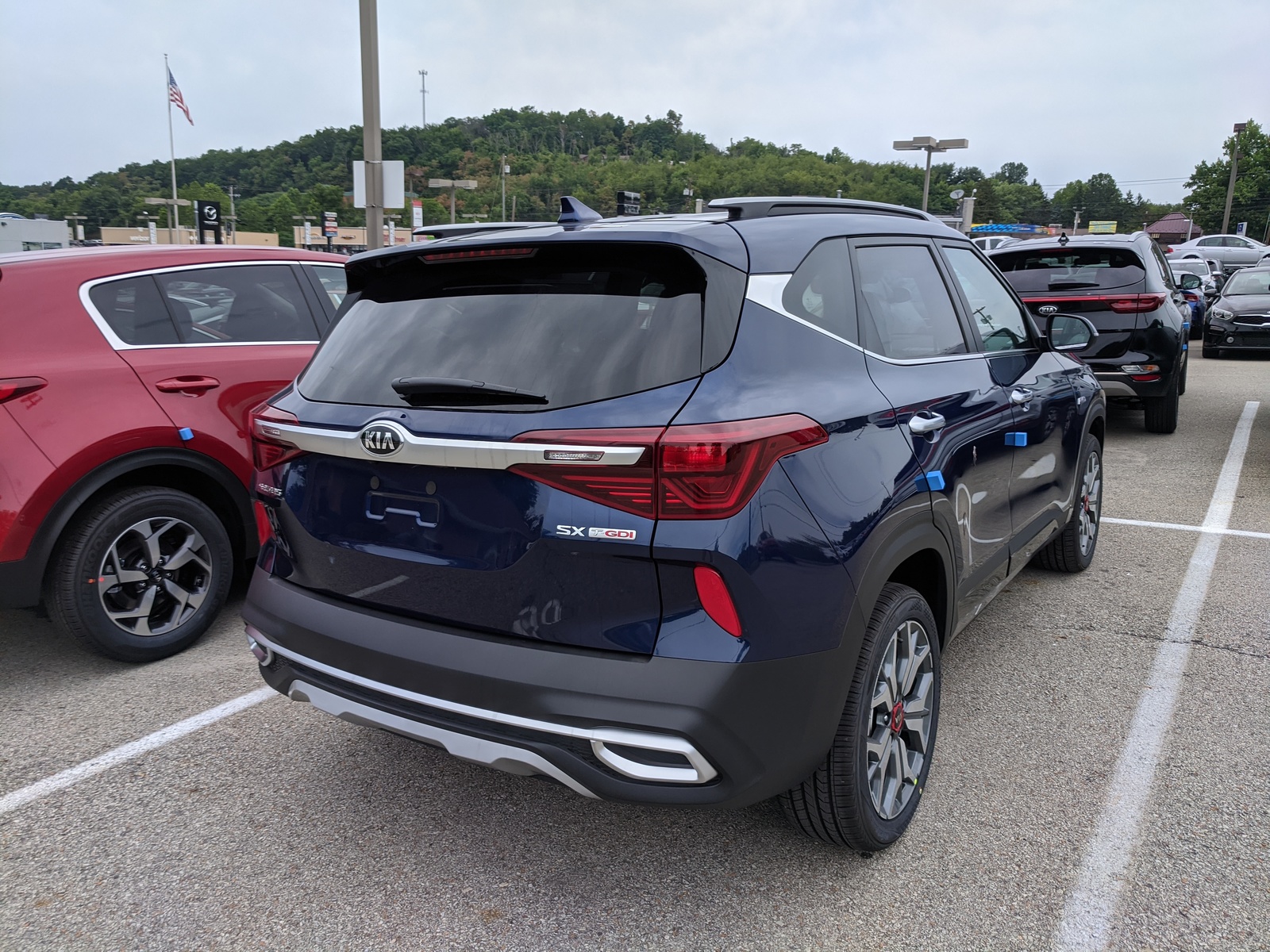 New 2021 Kia Seltos SX in Dark Ocean Blue | Greensburg, PA | #K04160